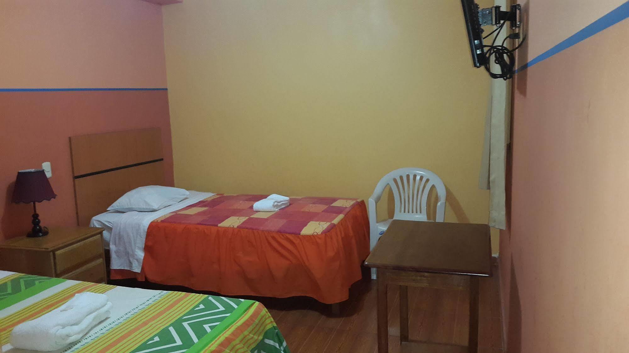 Hotel Sol De Huanchaco Esterno foto